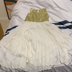 Cynthia Steffe Glittering Gold and Cream Kids Dress size 0 worn once!